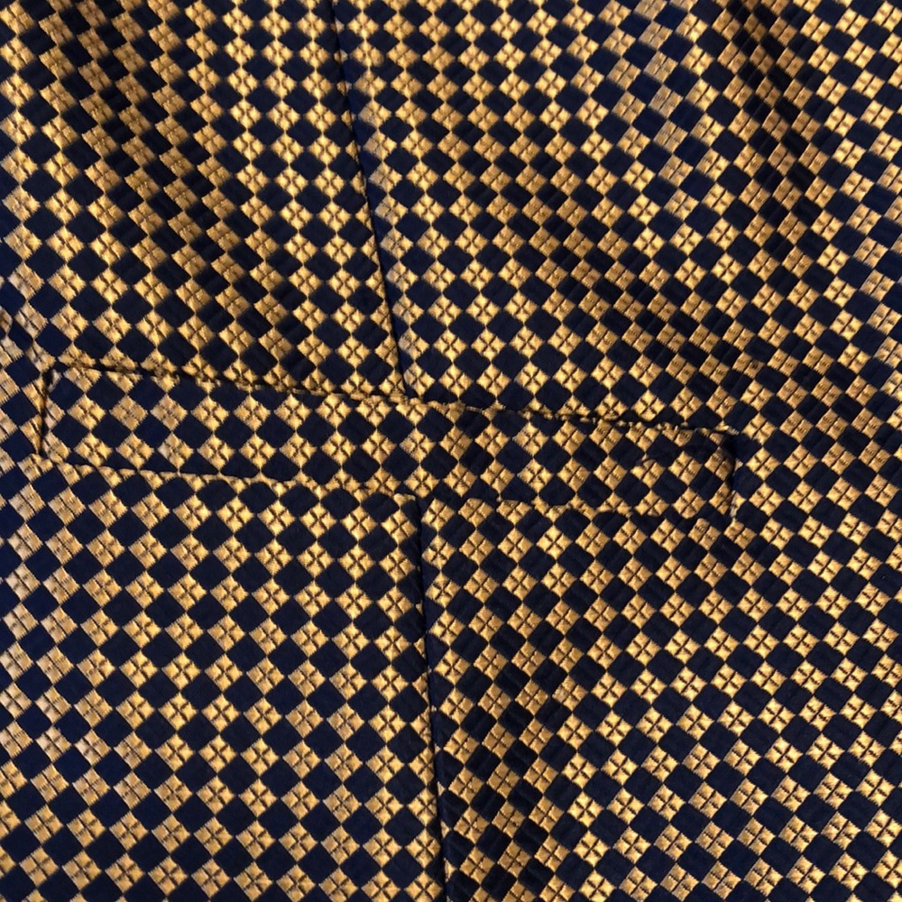 Vest - Picture 4 of 4